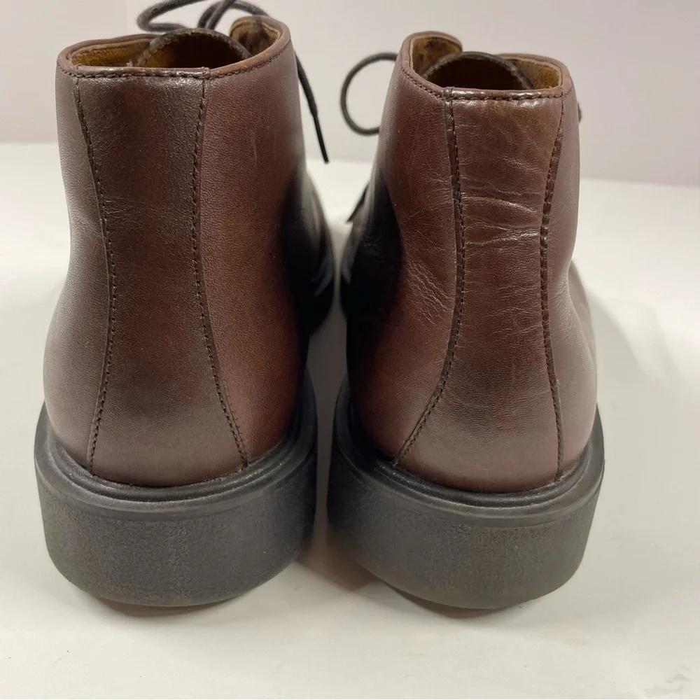 Eddie Bauer Brown Leather Chukka Boots Men’s Size 8.5M
